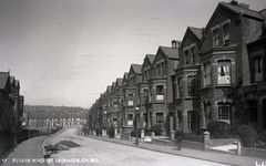 St-Peters-road-St-Leonards-c1905.